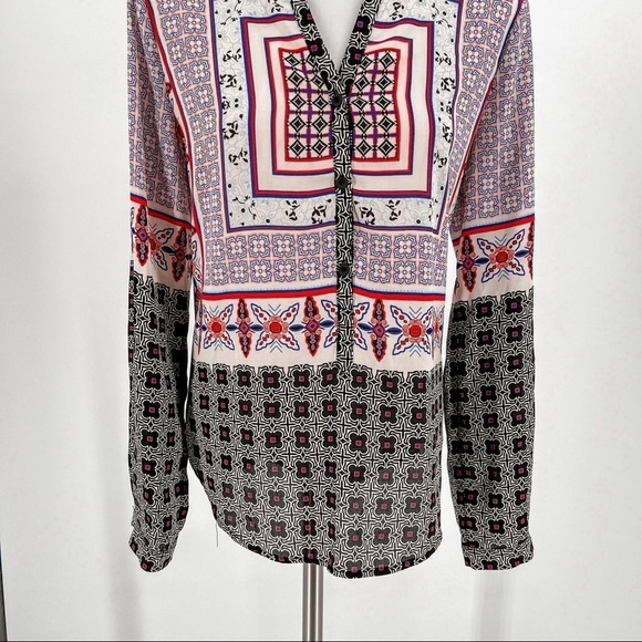 Stitchfix 41 Hawthorn Border Print Button Down Top - Picture 4 of 9